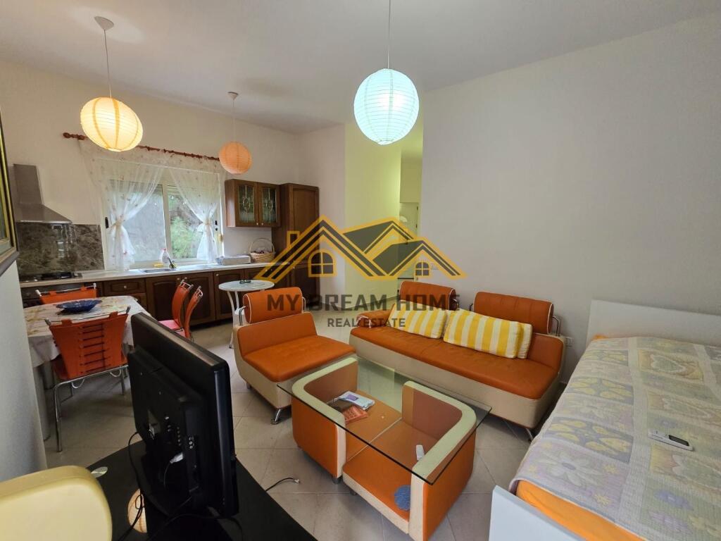 Shitet Apartament 1+1 +Verand tek Kompleksi Lura 1 Gjiri i Lalzit!