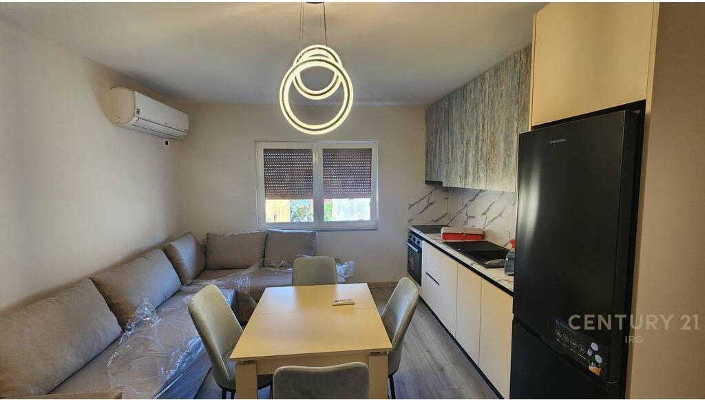 APARTAMENT 1+1 PER QIRA PAS GLOBE!
