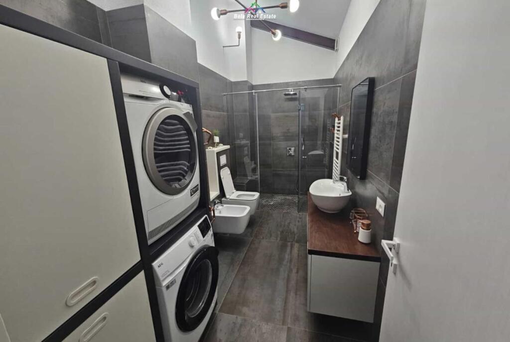 Apartament Me Qera 3+1 Tek Secret Garden Residence (ID B230192) Tirane