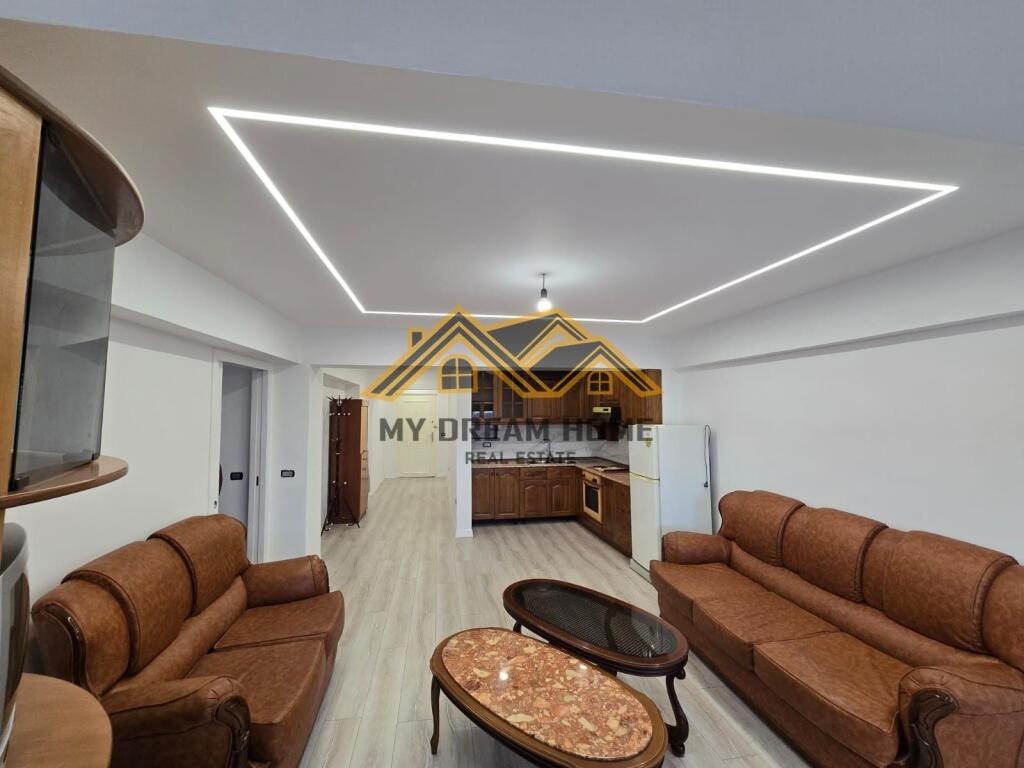 Apartament 2+1 Për Qera në Rrugën e re të Portit, Durrës