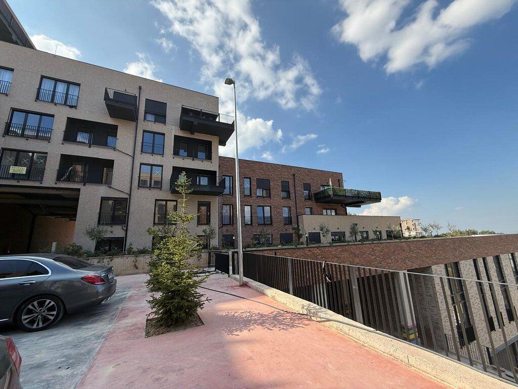 Kodra e Diellit II - Shitet apartament 1+1 me sipërfaqe 80.84 m²!