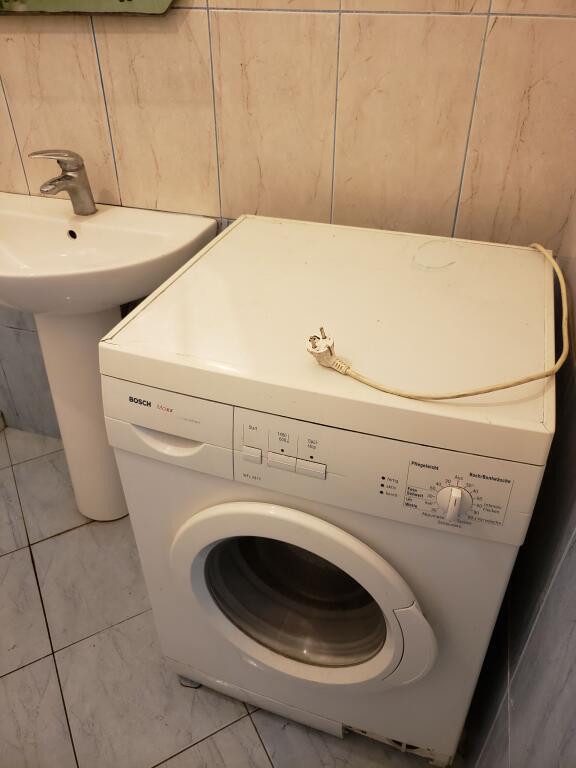 Jepet shtepi private 1+1 e mobiluar