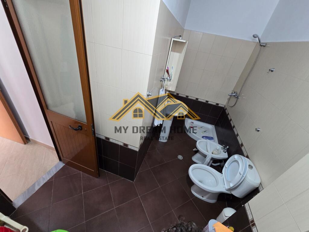 SHITET APARTAMENT 1+1 NE PLAZH PRAN POSTES!