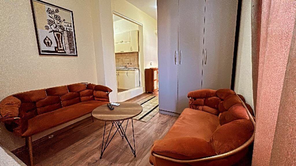 SHITEt APARTAMENT 2+1 &amp;  Garsionere prane Amabasades Amerikane