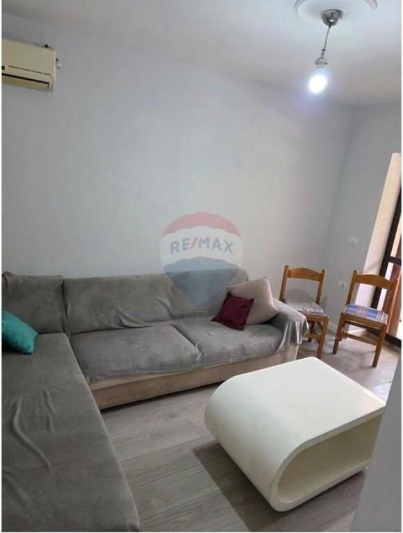 Apartament - Për Shitje - Rruga Muhamet Gjollesha, Tiranë(ID: 530561001-110)