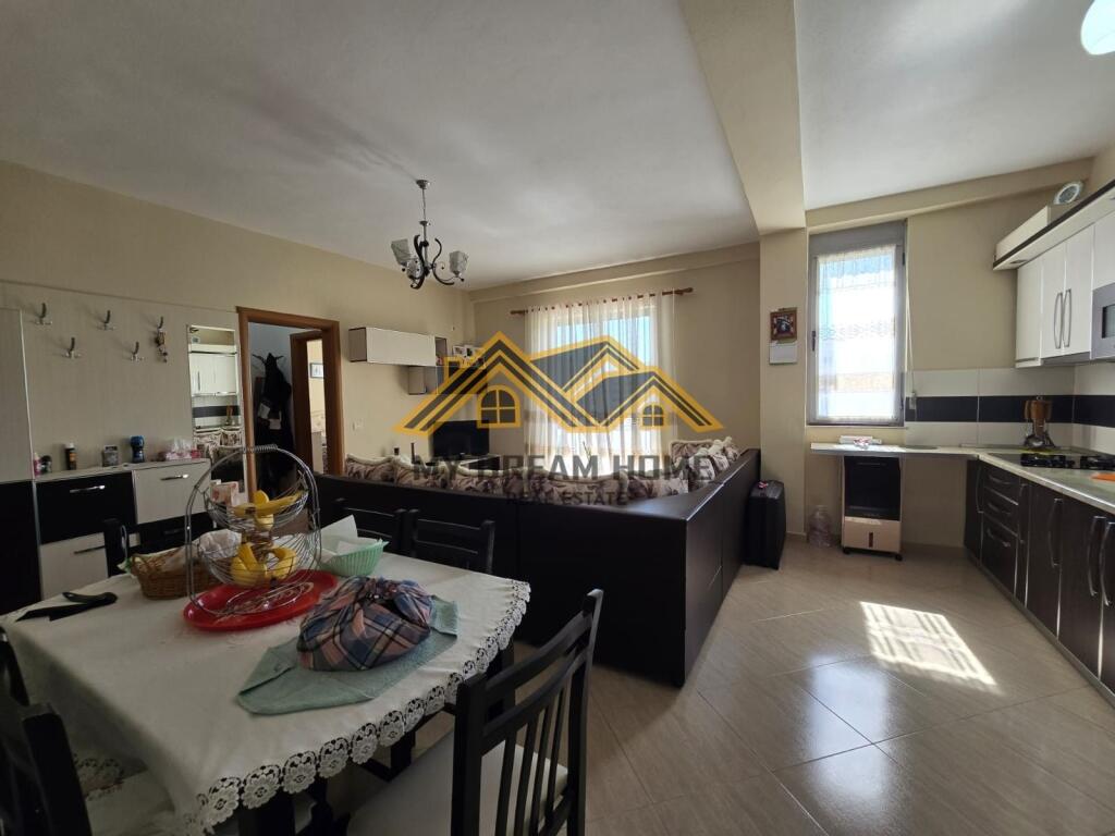 SHITET APARTAMENT 1+1 NE PLAZH PRAN POSTES!