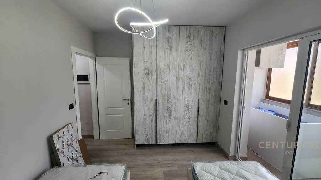 APARTAMENT 1+1 PER QIRA PAS GLOBE!
