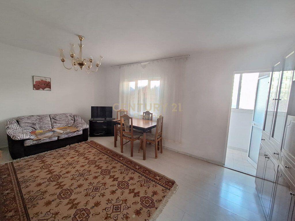 Ali Demi - Shitet 2+1 Prane fushes se Ali Demit 63m2