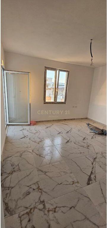 Apartament 1+1 Në Shitje në Golem, Durrës ( Prane Hotel Flower ).  NDERTIM I VITIT 2025!!