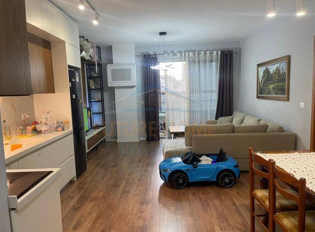 Affitto, Appartamento 1+1, Yzberisht, Tirana.