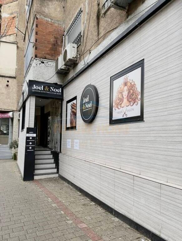 Qera, Ambient Komercial, Rruga e Kosovarve