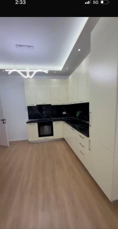 Apartament me qera 3+1+2