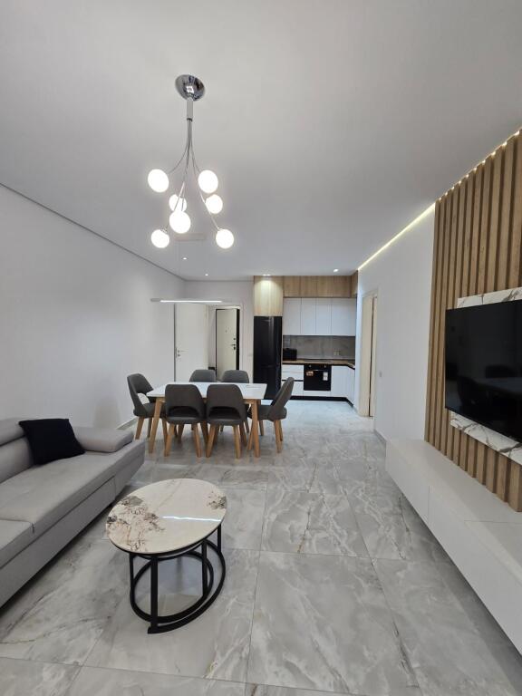 Jepet me qira apartament 1+1 në zonën e Liqenit të Thatë.