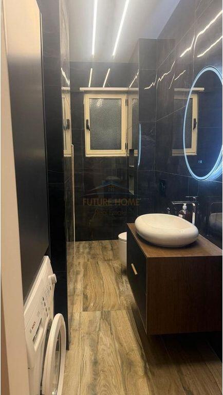 Qira , Apartament 2+1 + Post Parkimi , Pazari i Ri , Tirane