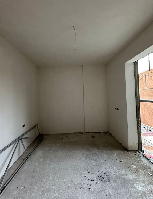 Apartament 2+1+ Post Parkimi te Ish Fusha e Aviacionit