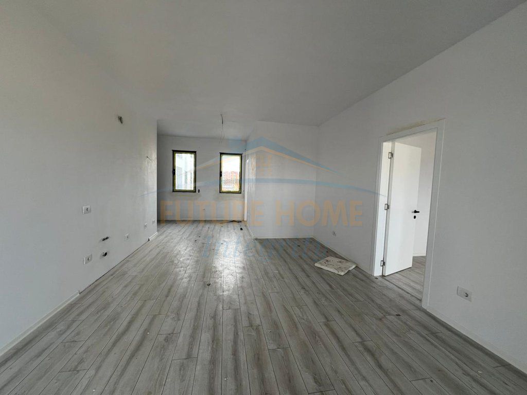 Shitet, Apartament 2+1, Diamond Hill Residence, Tiranë.