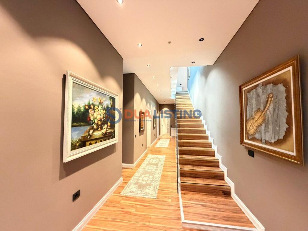 Vile premium individuale per Shitje, Petrele