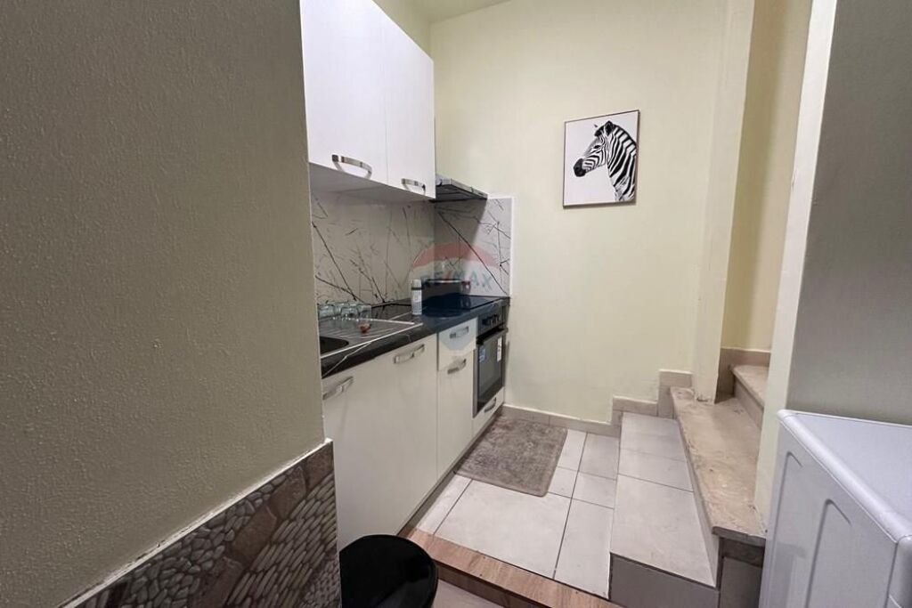 Jepet me qira apartament 2+1 + post parkimi!