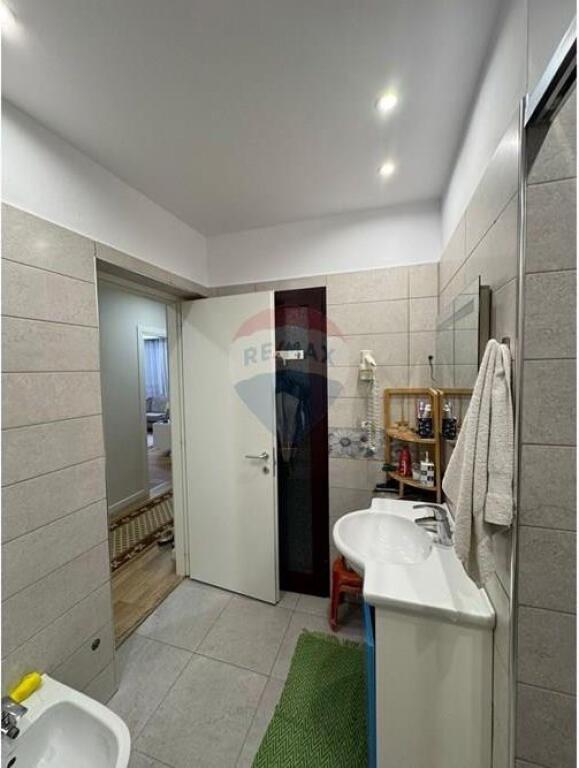 Appartamento 3+1 in affitto – Scuola Rossa