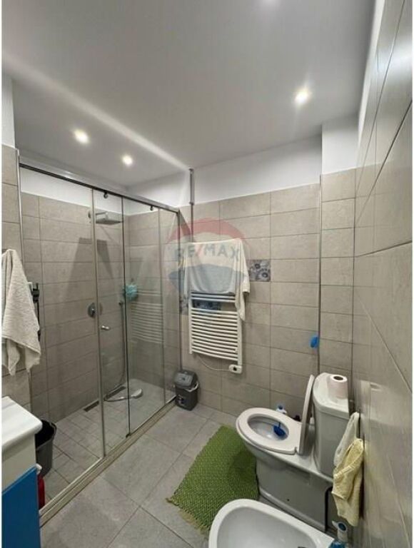 Apartment - For Rent - Pazari i Ri, Tirana