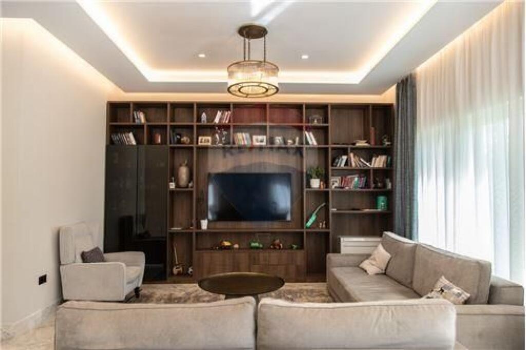 VILE PER SHITJE TEK LIQENI I THATE