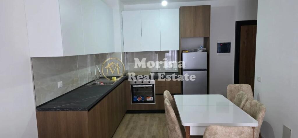 Qera | Apartament 2 + 1 | (Univers City) | 500 €/muaj