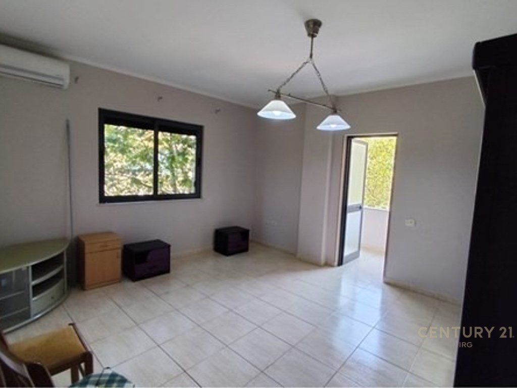 Shitet apartament 2+1,Ali Demi!