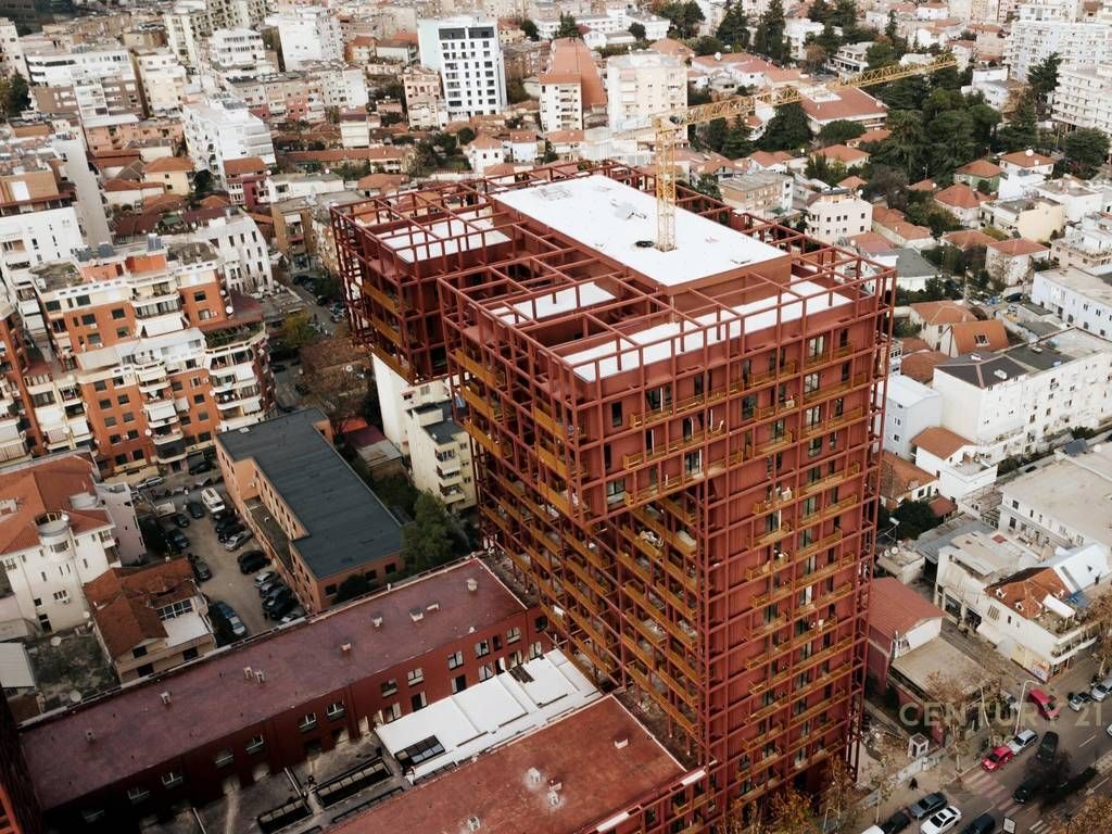 Commercial space for rent at Tirana Garden Building!