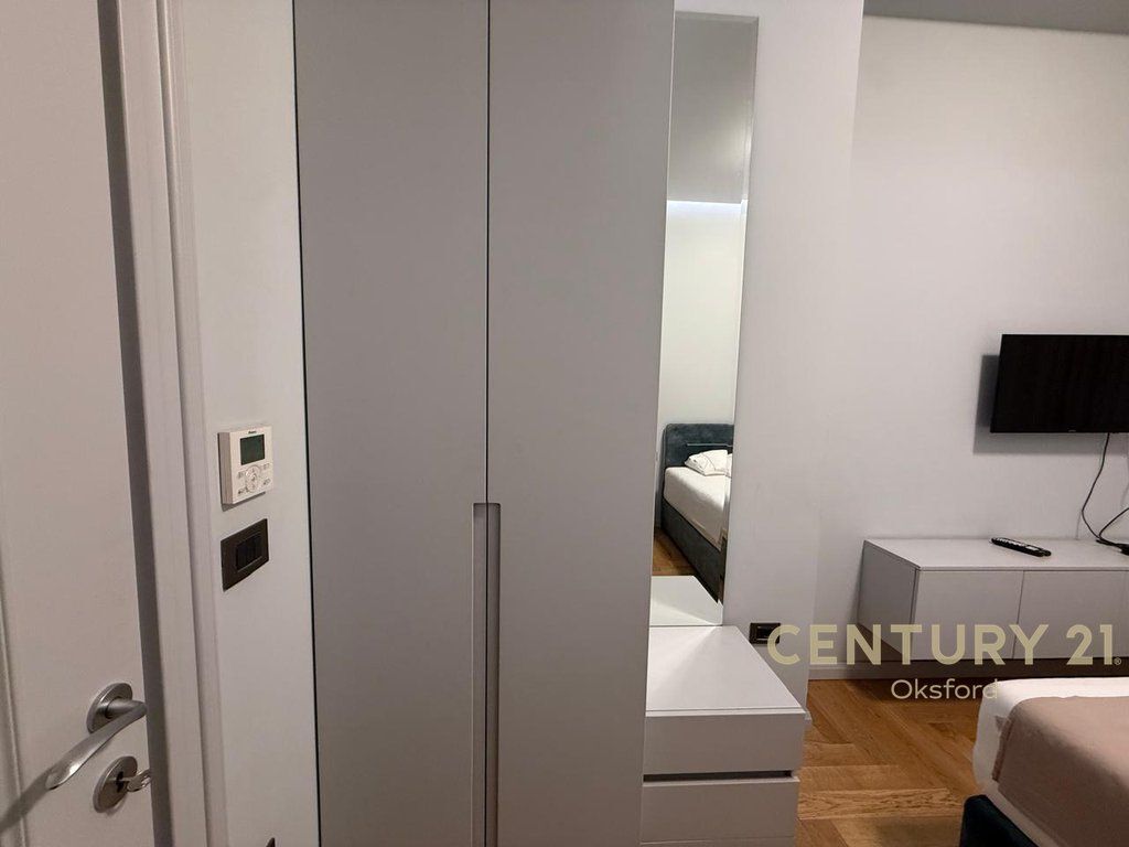 Jepet me qira apartament 1+1+post parkimi , tek Kompleksi "Deliorgji"!