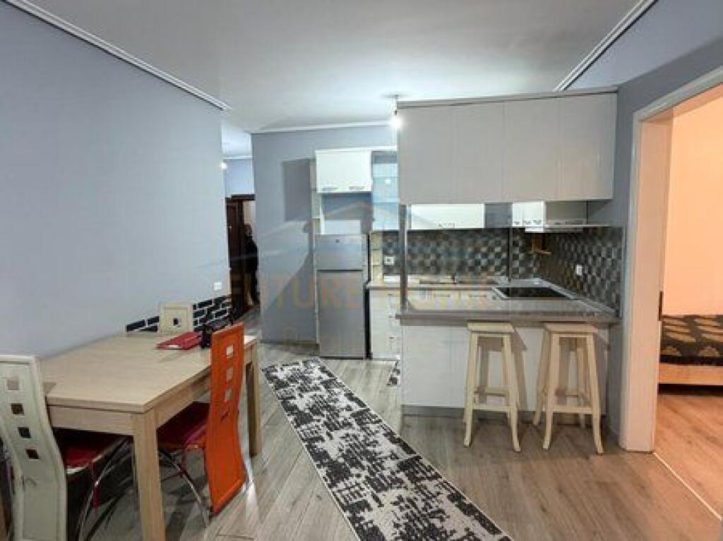 Qera, Apartament 2+1, "Mesaplik", Unaze e Re, Tirane