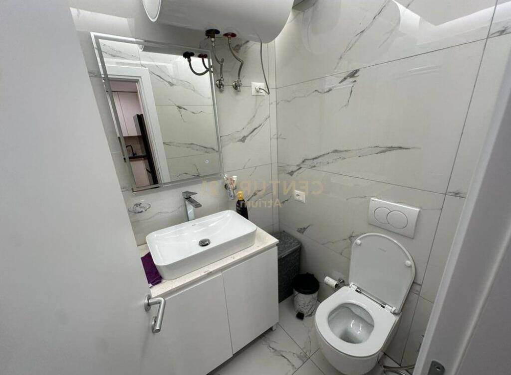 Shitet 1+1 ne Shkoze