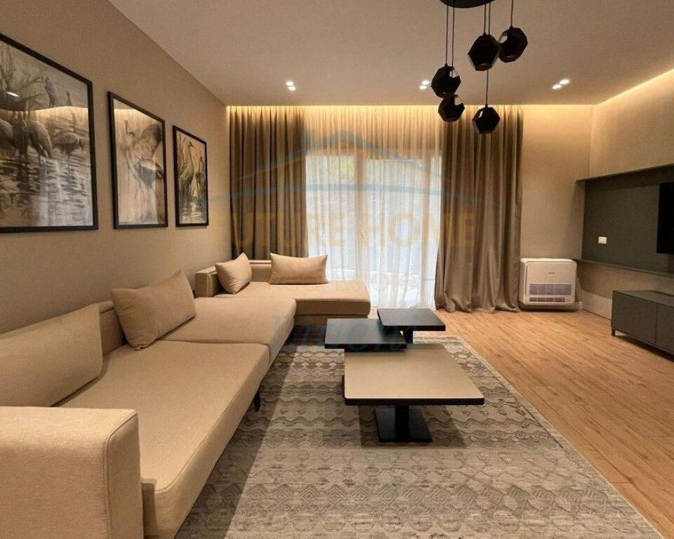 Affitto, Appartamento 2+1+2, Giardino Botanico, Tirana.