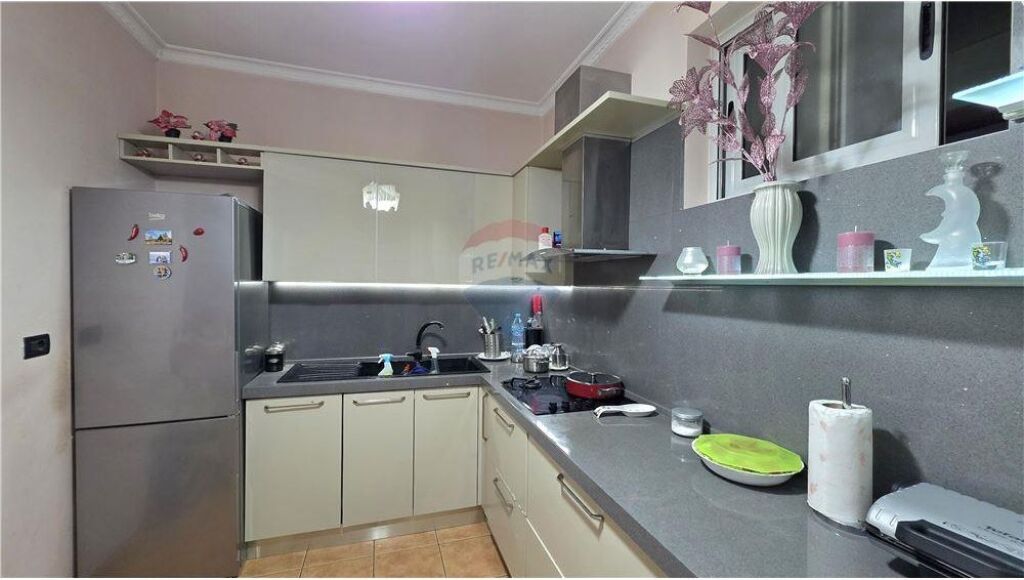 Apartament 2+1+2 ne shitje ne Bulevard