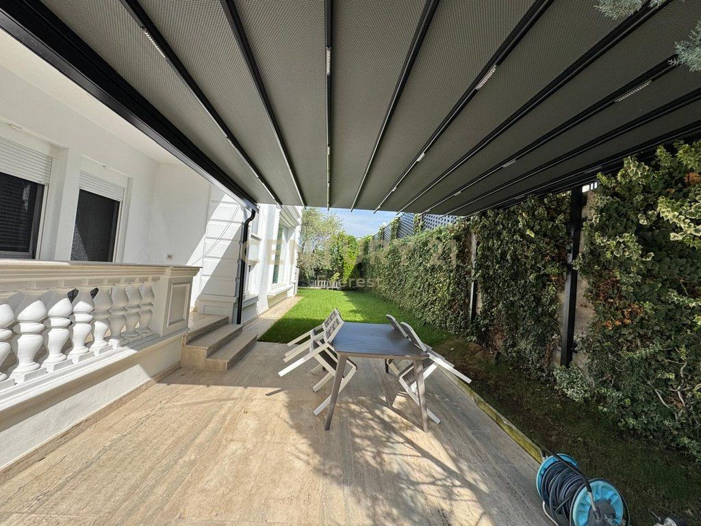 WHITE HOUSE-LUNDER, INDIVIDUAL VILLAS FOR SALE