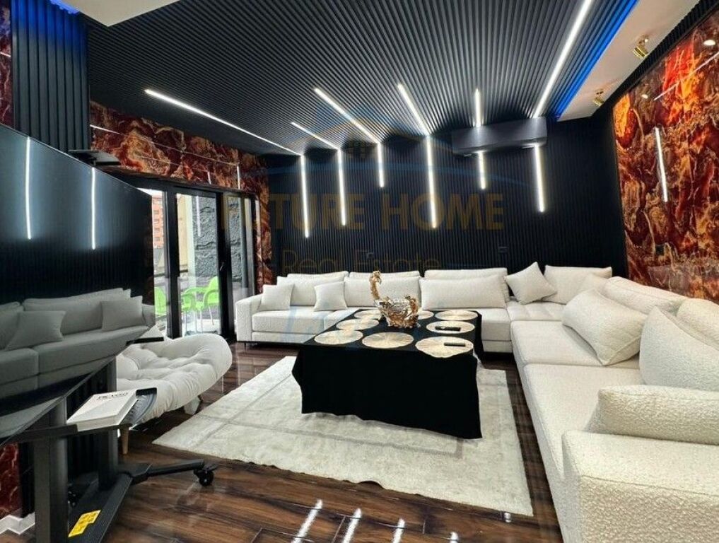 Qera, Apartament 2+1+2, Zogu i Zi, Tiranë.