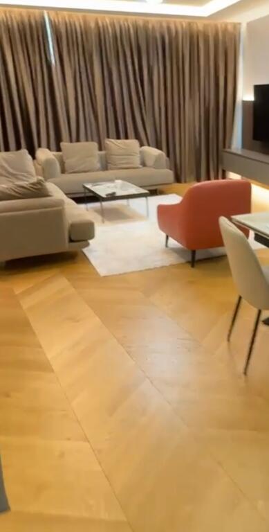 Shitet apartament 2+1+2WC+Parkim te Lake View!