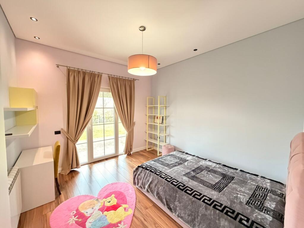 JEPET VILE UNIKE ME QIRA NE PETRELE !