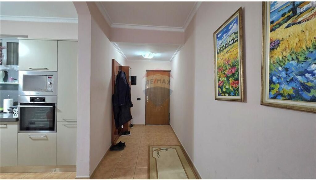 Apartament 2+1+2 ne shitje ne Bulevard