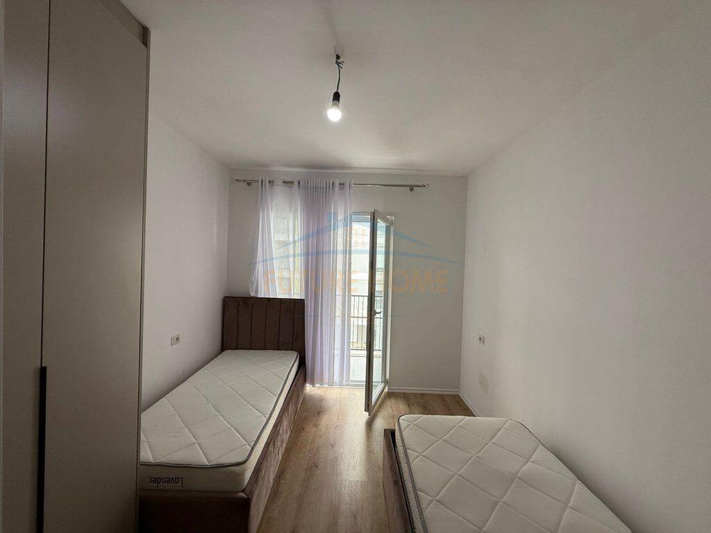 Qera , Apartament 2+1+Post parkimi , Univers City , Tirane
