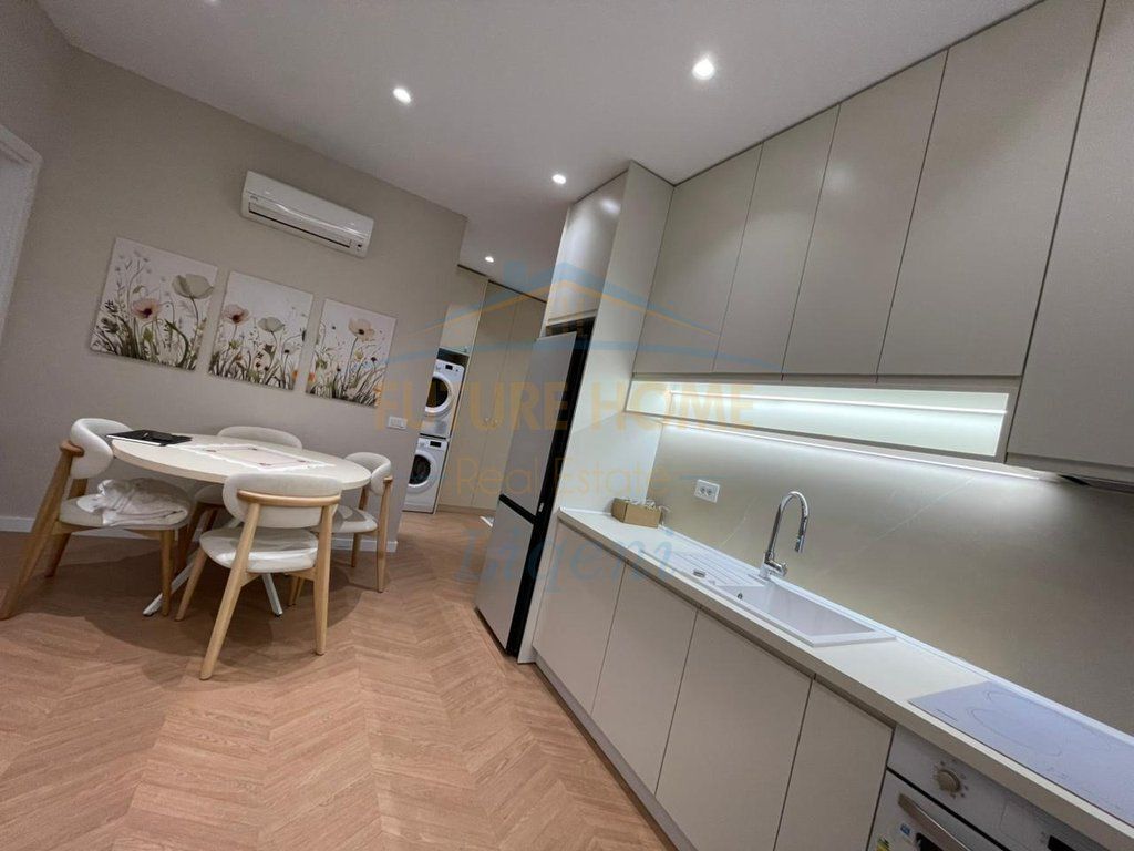 Affitto, Appartamento 2+1, Lago Secco, Tirana. 1,000 €