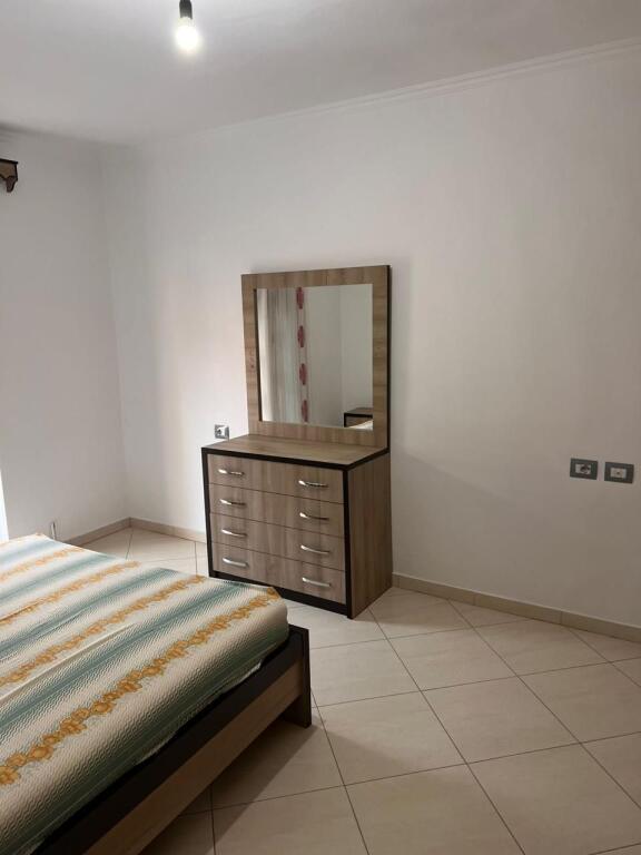 Apartament 2+1 me qira ne Vasil Shanto