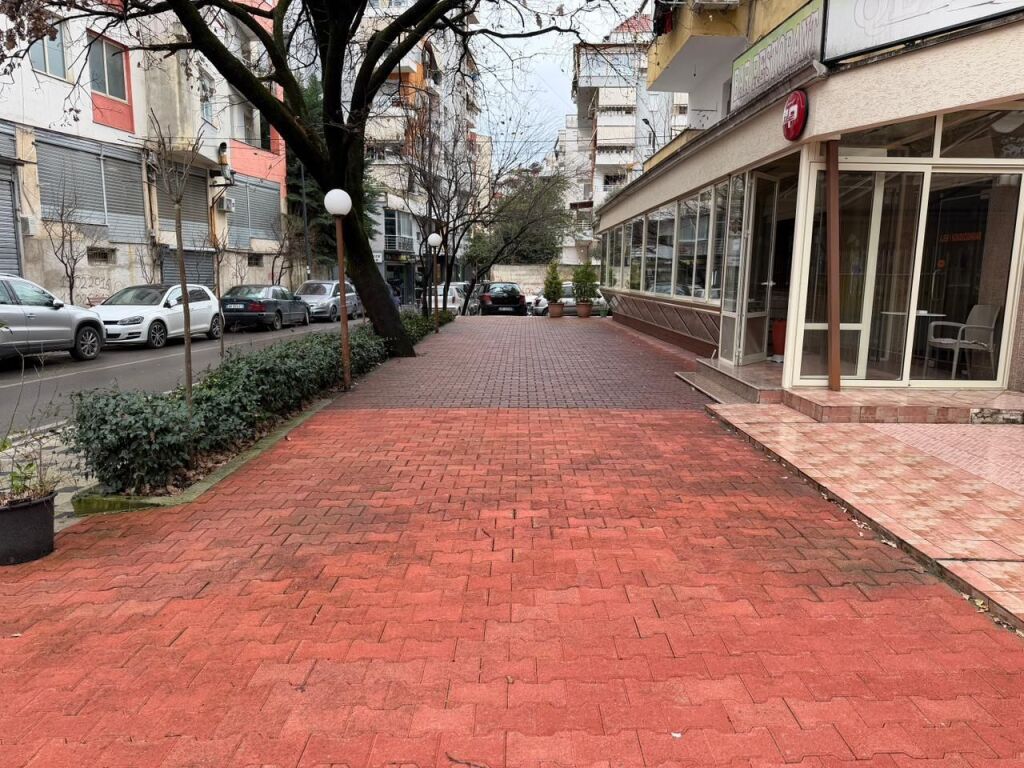 FOR RENT, BUSINESS PREMISES, FRESKU(530581012-9)