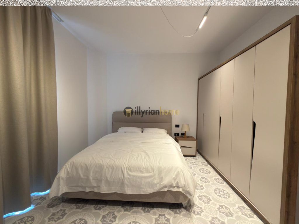 Jepet me qira, Vilë 4 katëshe + bodrum, Vilat Gjermane, Tiranë