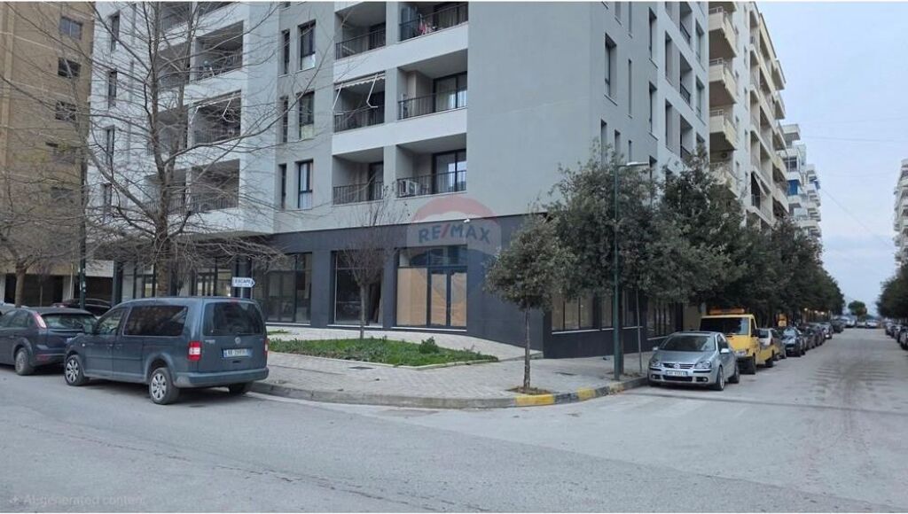 🏬 Ambient Biznesi Premium me Qira – Lungomare, Vlorë