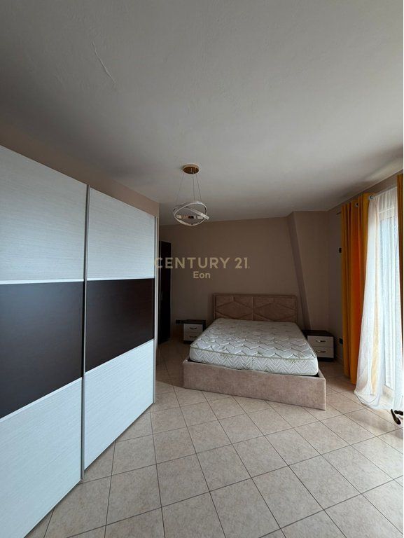 SUPER APARTAMENT 2+1 TEK RRUGA E RE E PORTIT