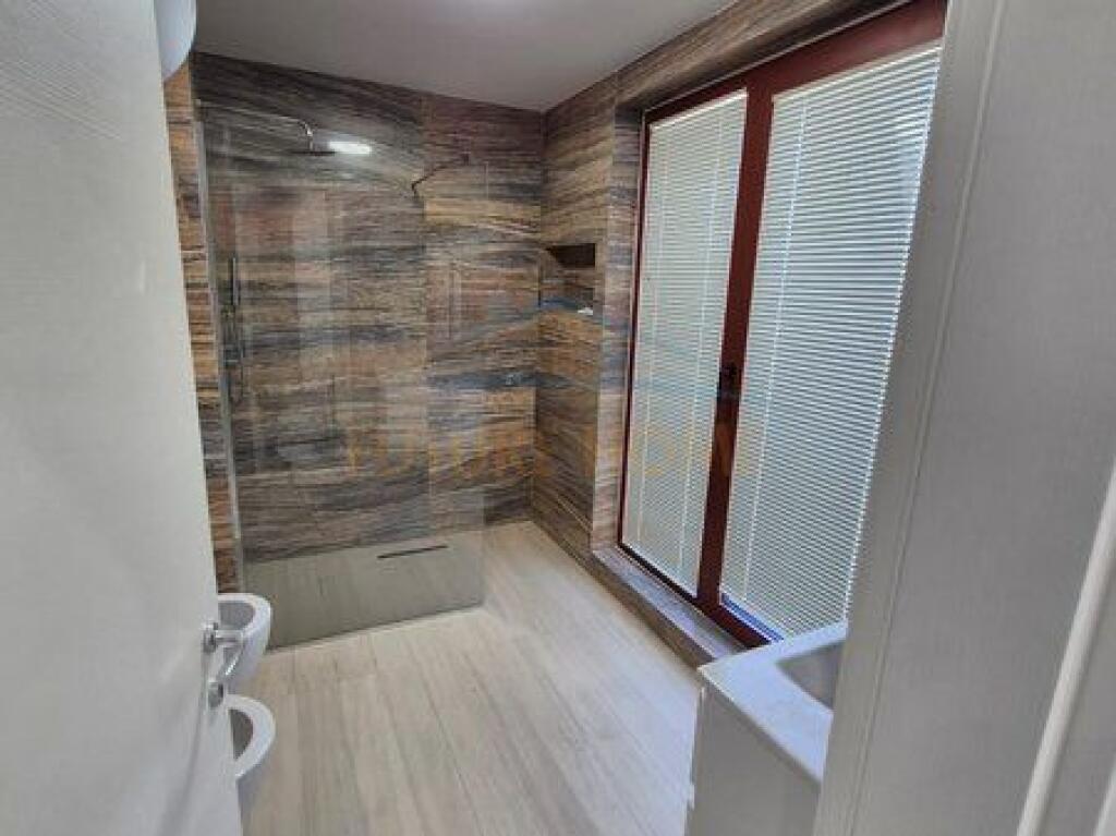 Shitet, Apartament 1+1,Qender, Tiranë.