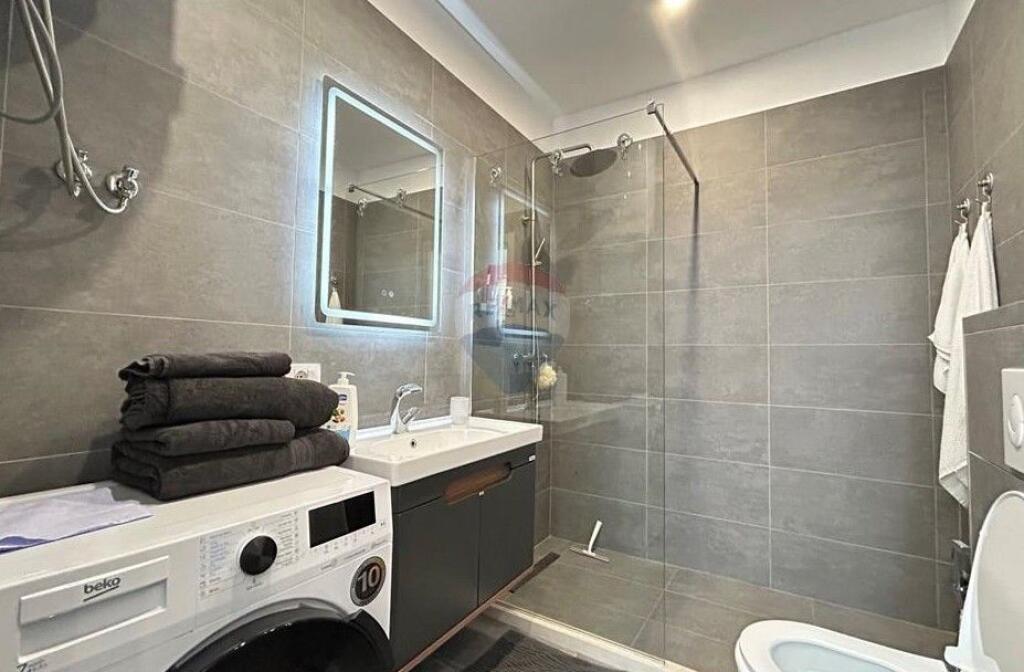 Qira/ 1+1 te Shkolla e Baletit