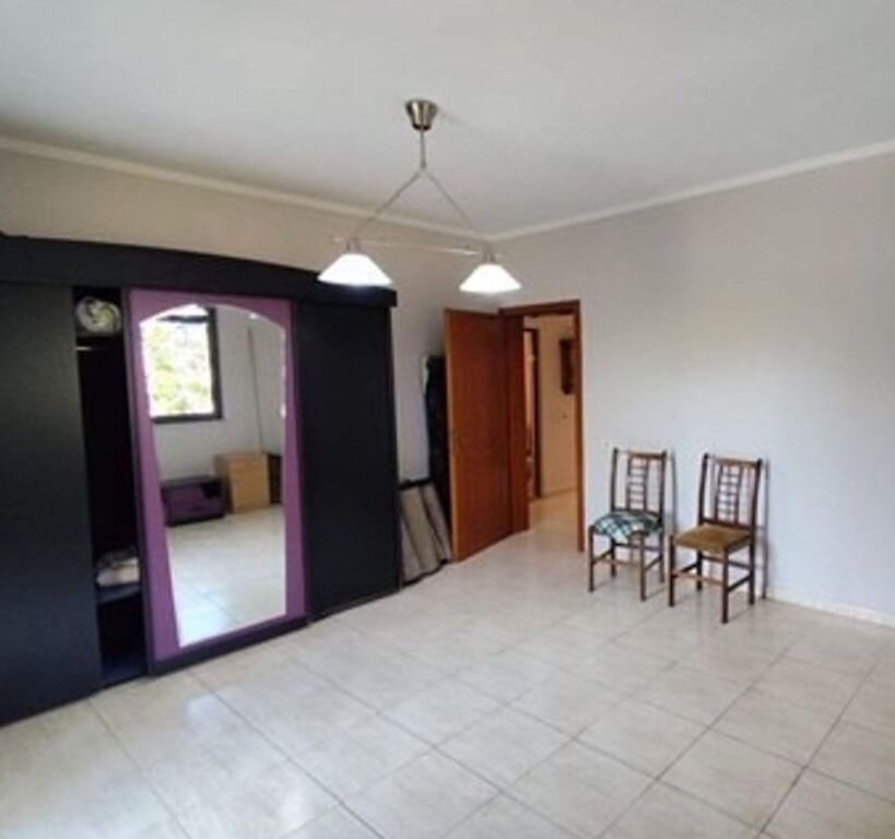 🌆 Appartamento 2+1 in Vendita – Ali Demi, Tirana | Desiderabile e Vicino ai Servizi