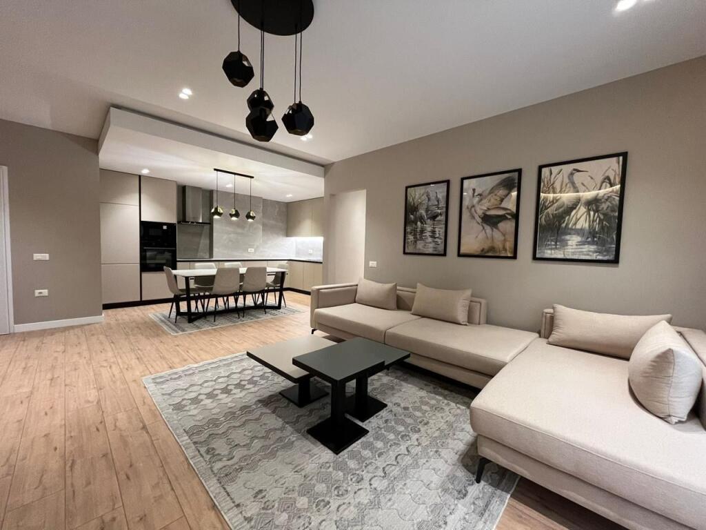 For rent 2+1+2 near the Botanical Garden