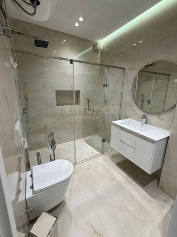 ✨ In Affitto – Villa 2+1 Confortevole a Xhamllik, Tirana